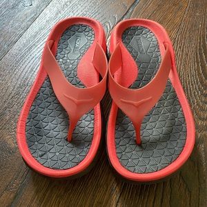 Hoka One One Ora Recovery Flip Sandal